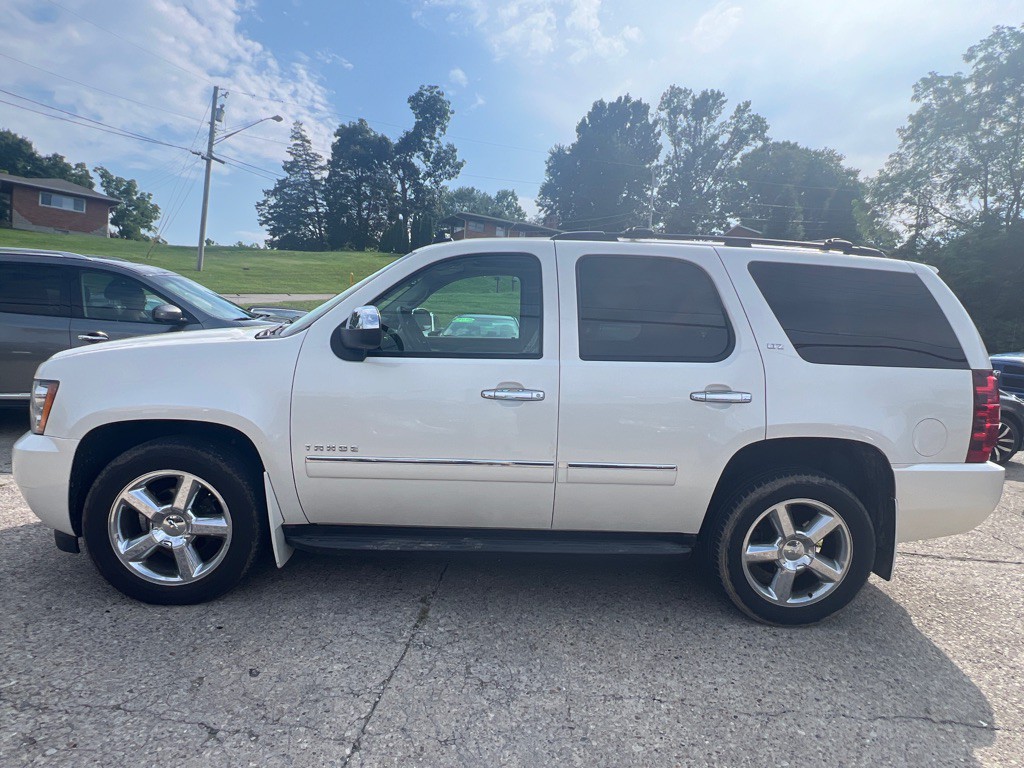 2012 Chevrolet Tahoe Image 8