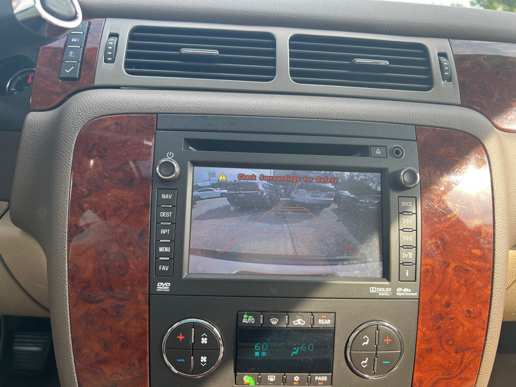 2012 Chevrolet Tahoe Image 17