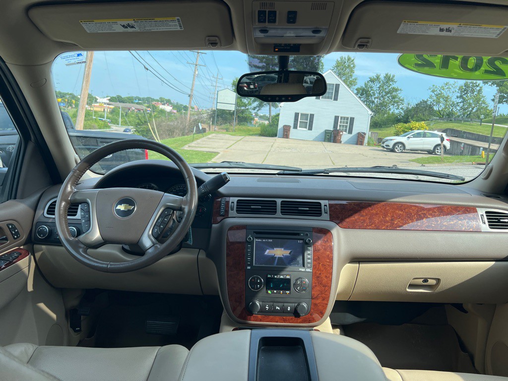 2012 Chevrolet Tahoe Image 24