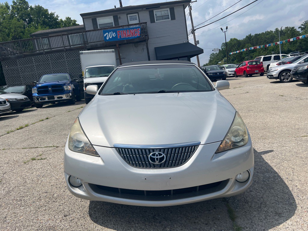 2006 Toyota Camry Image 2