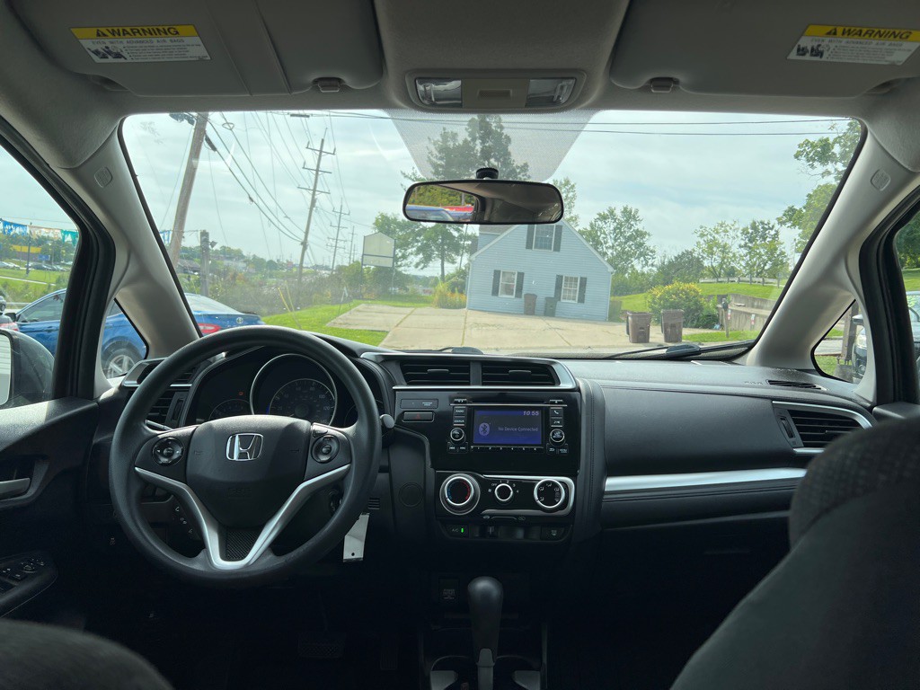 2015 Honda Fit Image 25
