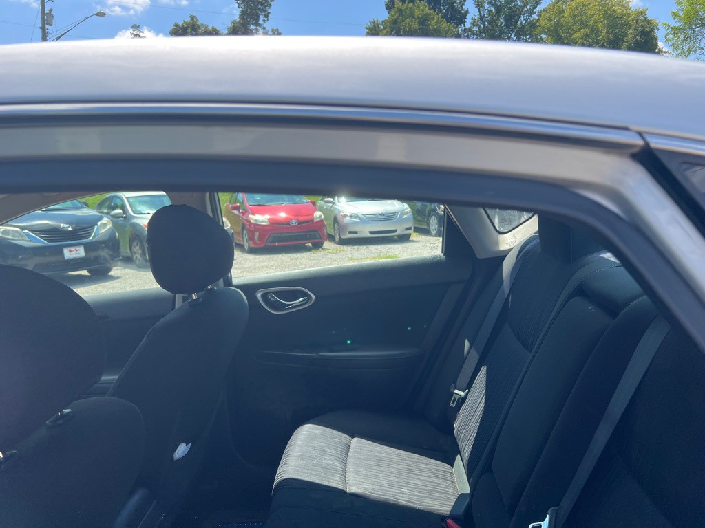 2019 Nissan Sentra Image 11