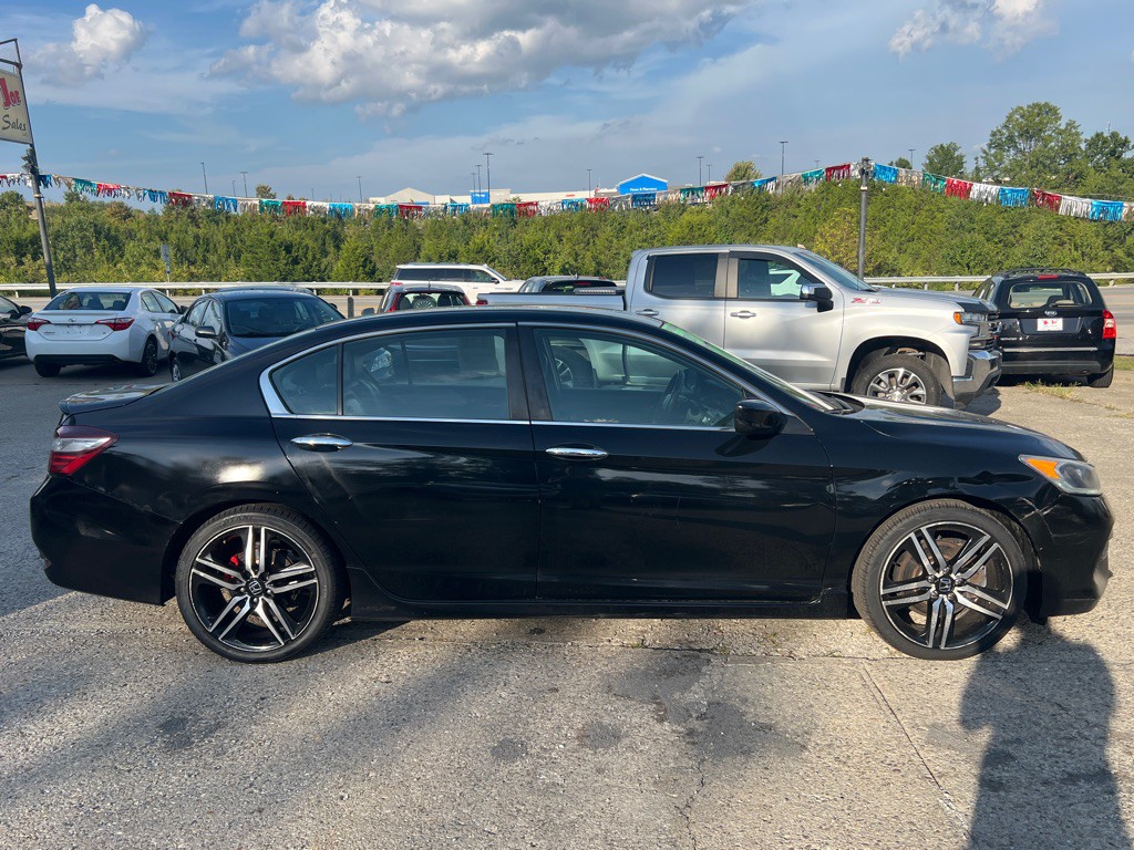 2017 Honda Accord Image 4
