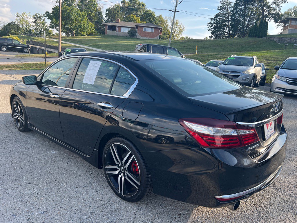 2017 Honda Accord Image 7