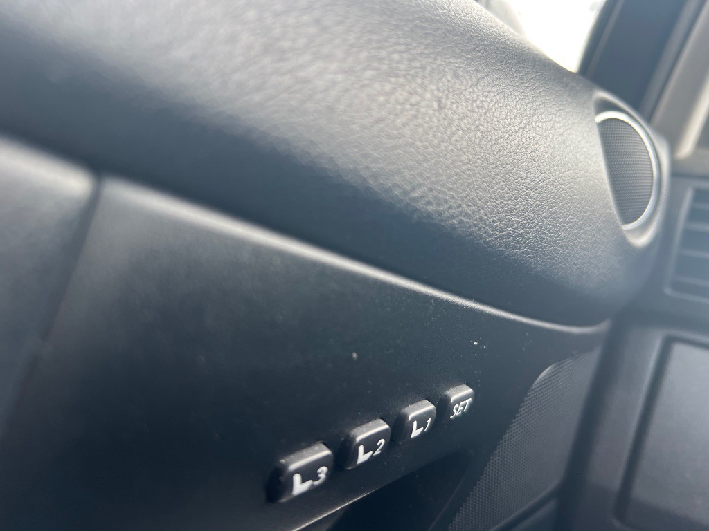 2013 Lexus RX Image 16