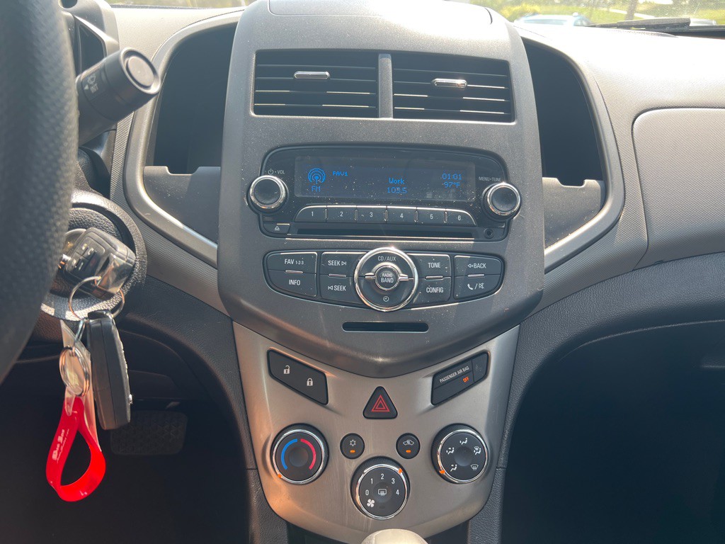 2012 Chevrolet Sonic Image 14