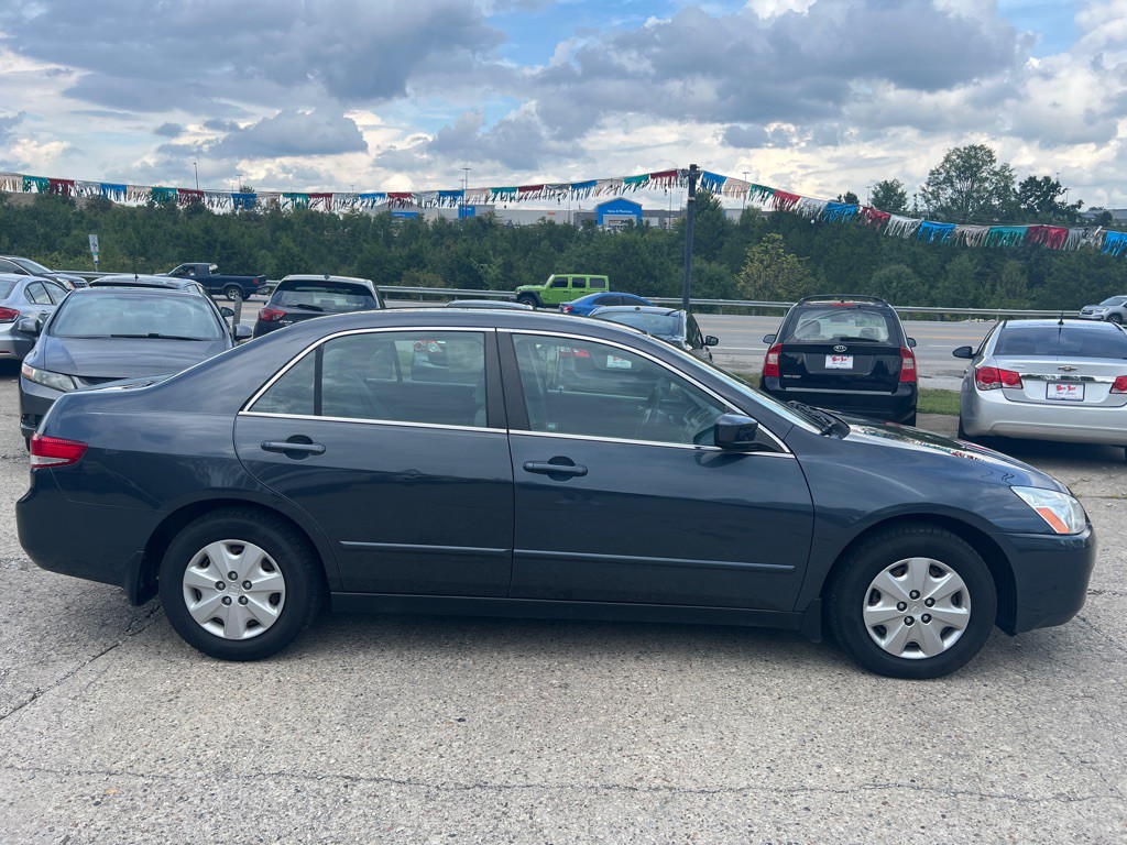 2004 Honda Accord Image 4