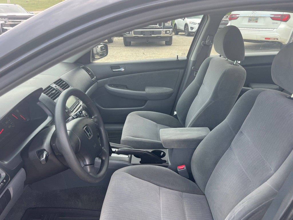 2004 Honda Accord Image 11