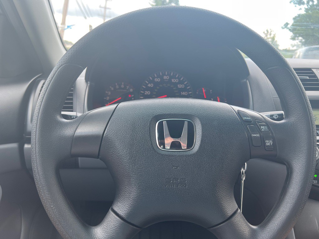 2004 Honda Accord Image 13