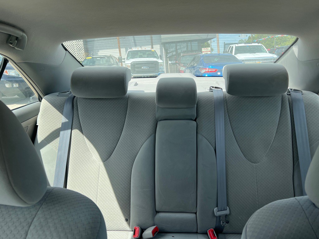 2009 Toyota Camry Image 19