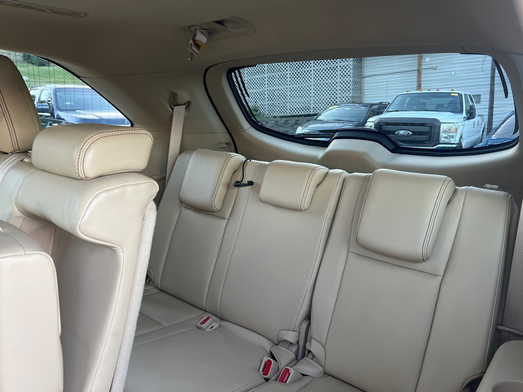 2016 Toyota Highlander Image 24