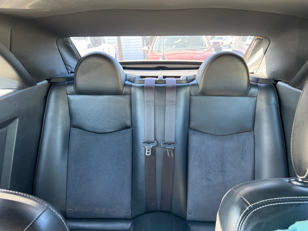 2011 Chrysler 200 Image 17