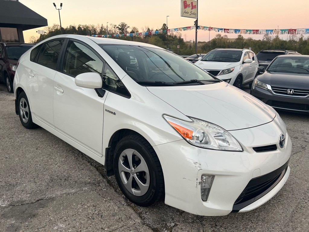 2013 Toyota Prius Image 3