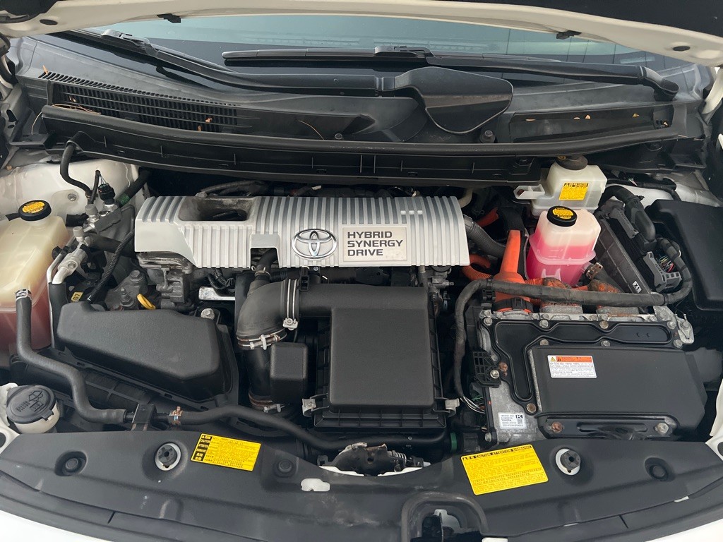 2013 Toyota Prius Image 26