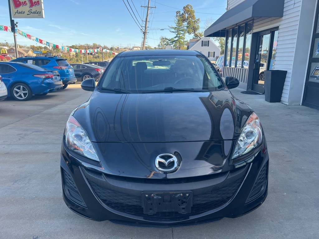 2011 Mazda Mazda3 Image 2