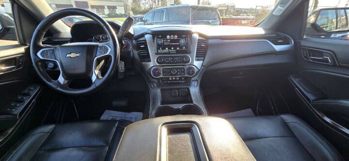 2015 Chevrolet Tahoe Image 11