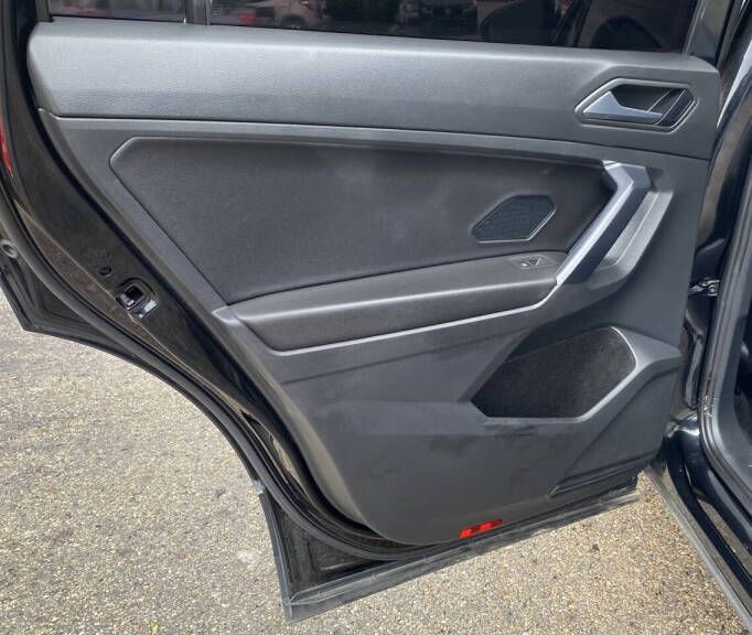 2021 Volkswagen Tiguan Image 16