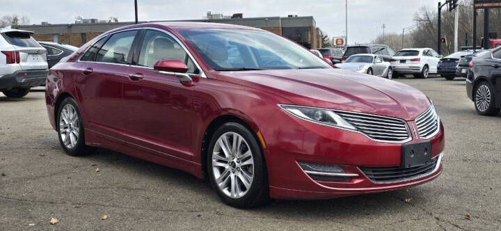 2013 Lincoln MKZ Image 3