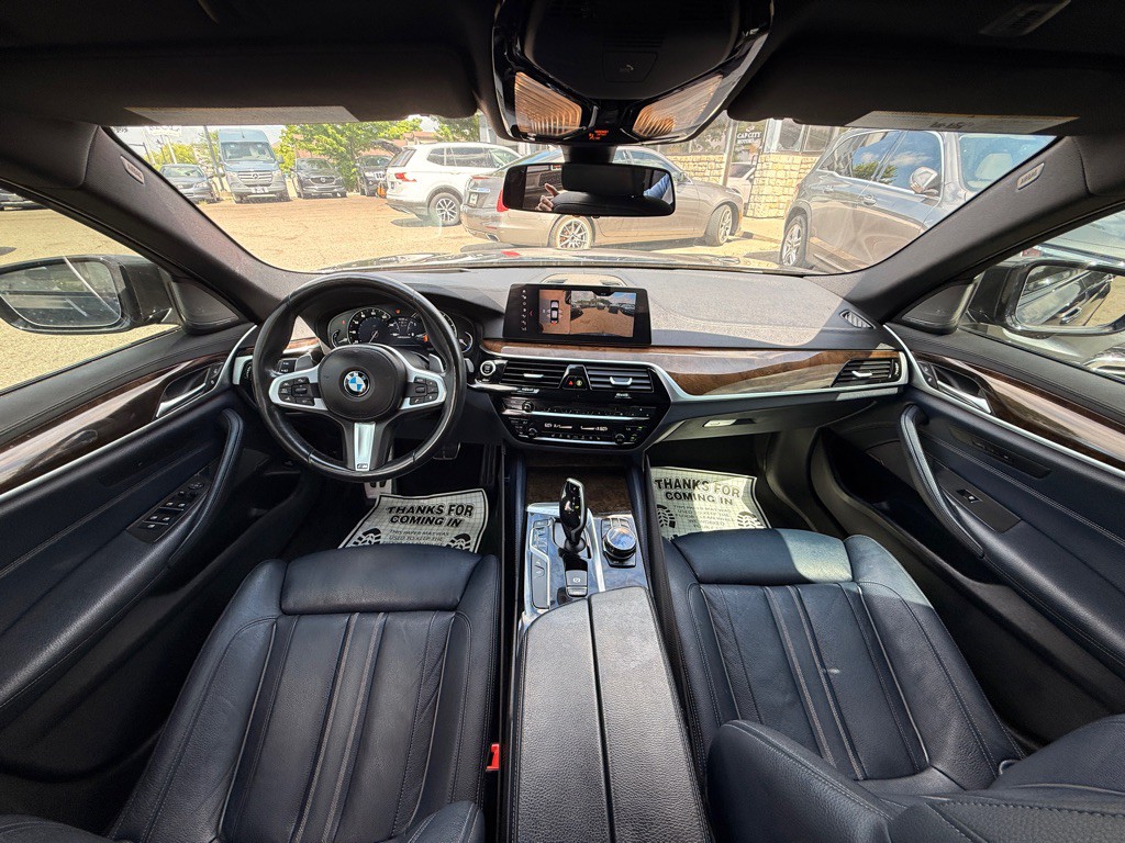 2018 BMW 5 Series Image 9