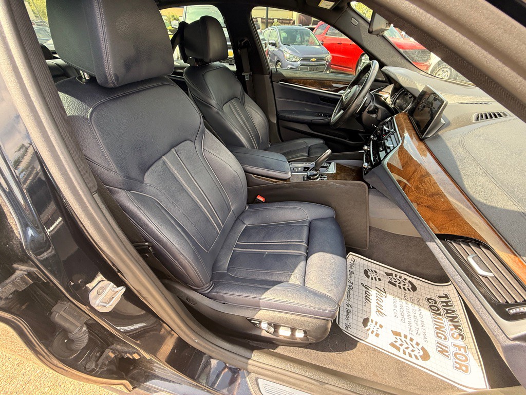 2018 BMW 5 Series Image 11