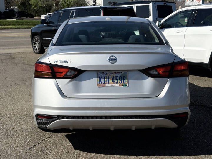 2019 Nissan Altima Image 5