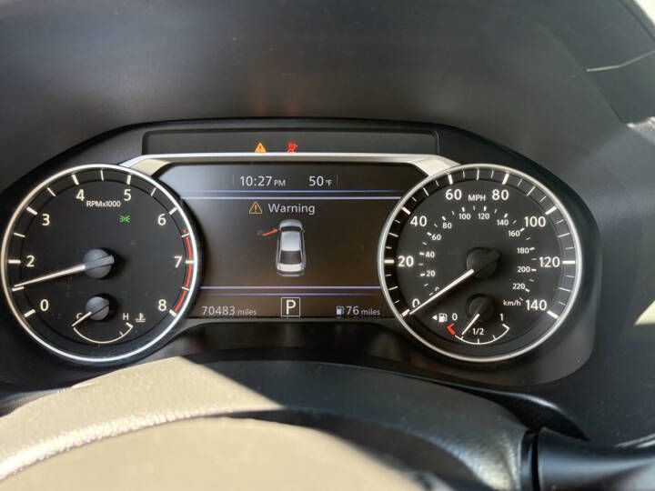 2019 Nissan Altima Image 17