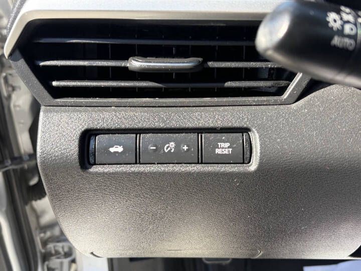 2019 Nissan Altima Image 18