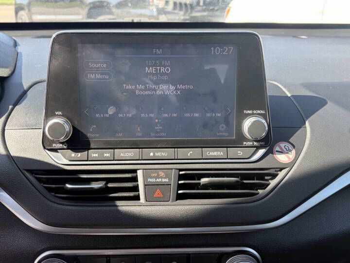 2019 Nissan Altima Image 21