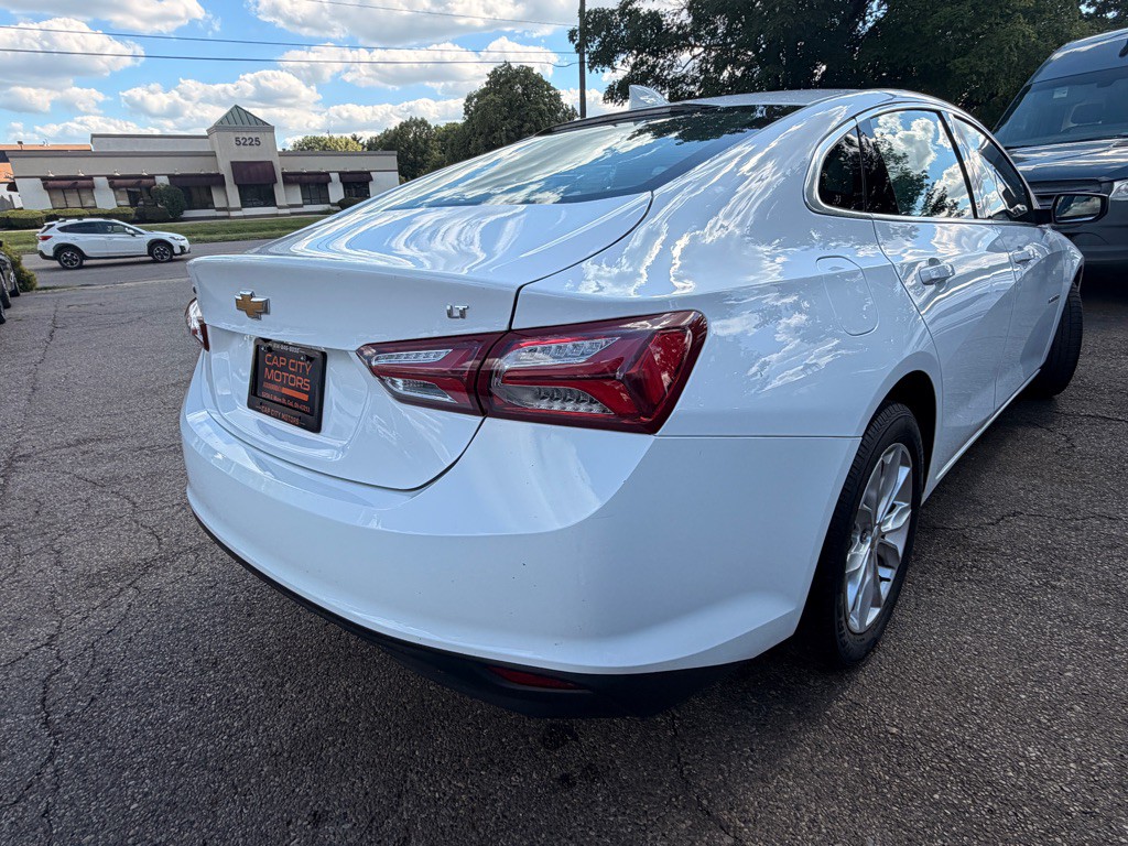 2022 Chevrolet Malibu Image 5