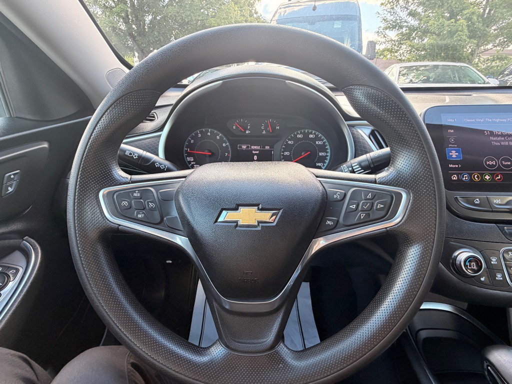 2022 Chevrolet Malibu Image 14