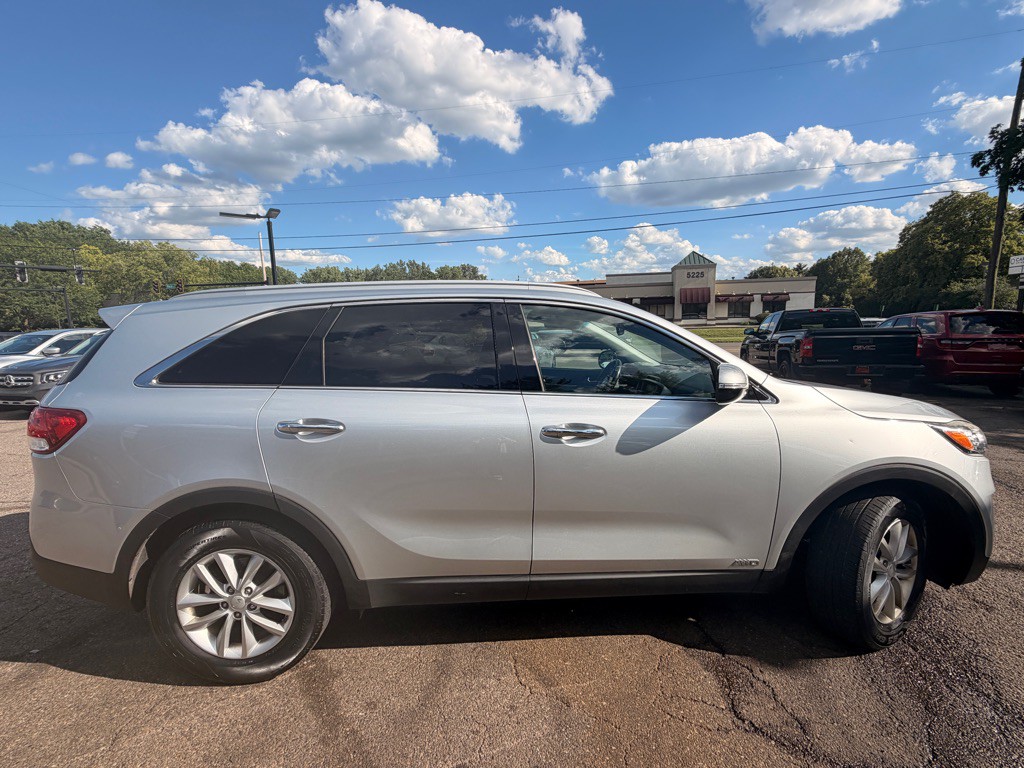 2018 Kia Sorento Image 3