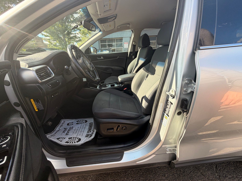 2018 Kia Sorento Image 4