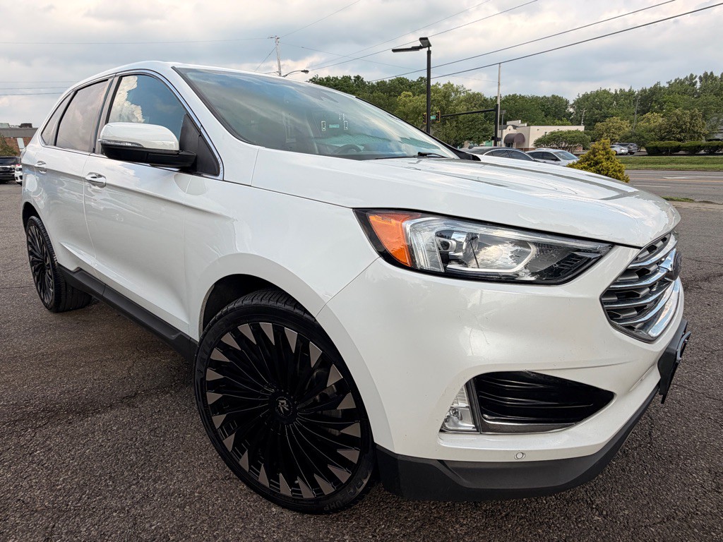 2021 Ford Edge Image 3