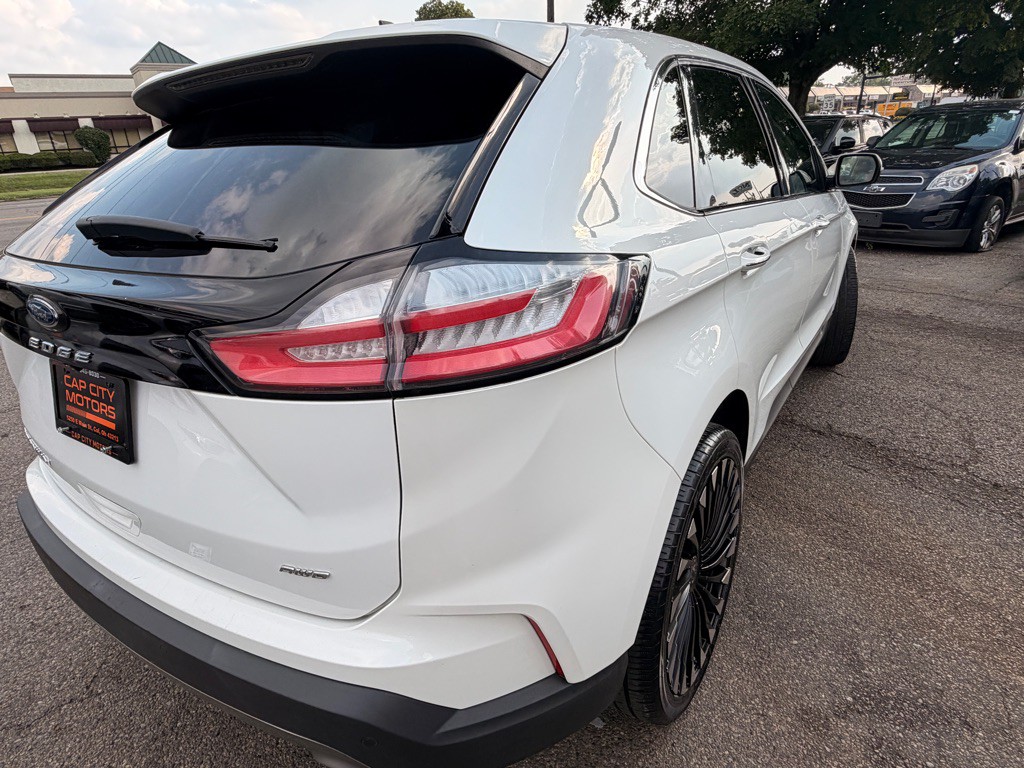 2021 Ford Edge Image 4