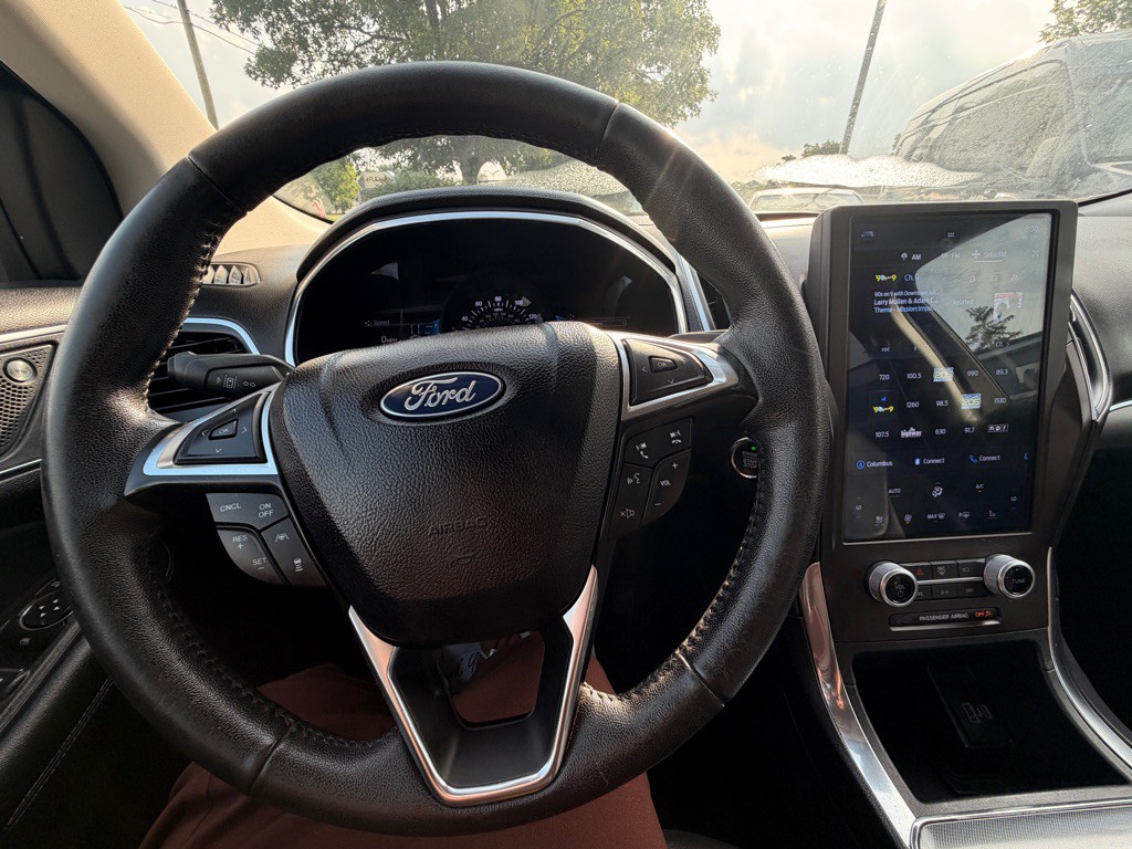 2021 Ford Edge Image 18