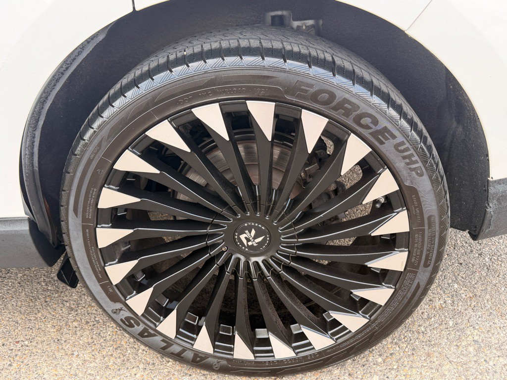 2021 Ford Edge Image 20