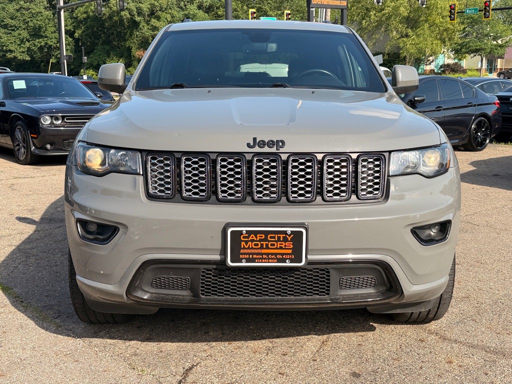 2021 Jeep Grand Cherokee Image 2
