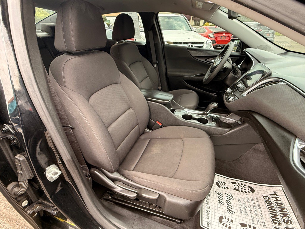 2020 Chevrolet Malibu Image 9