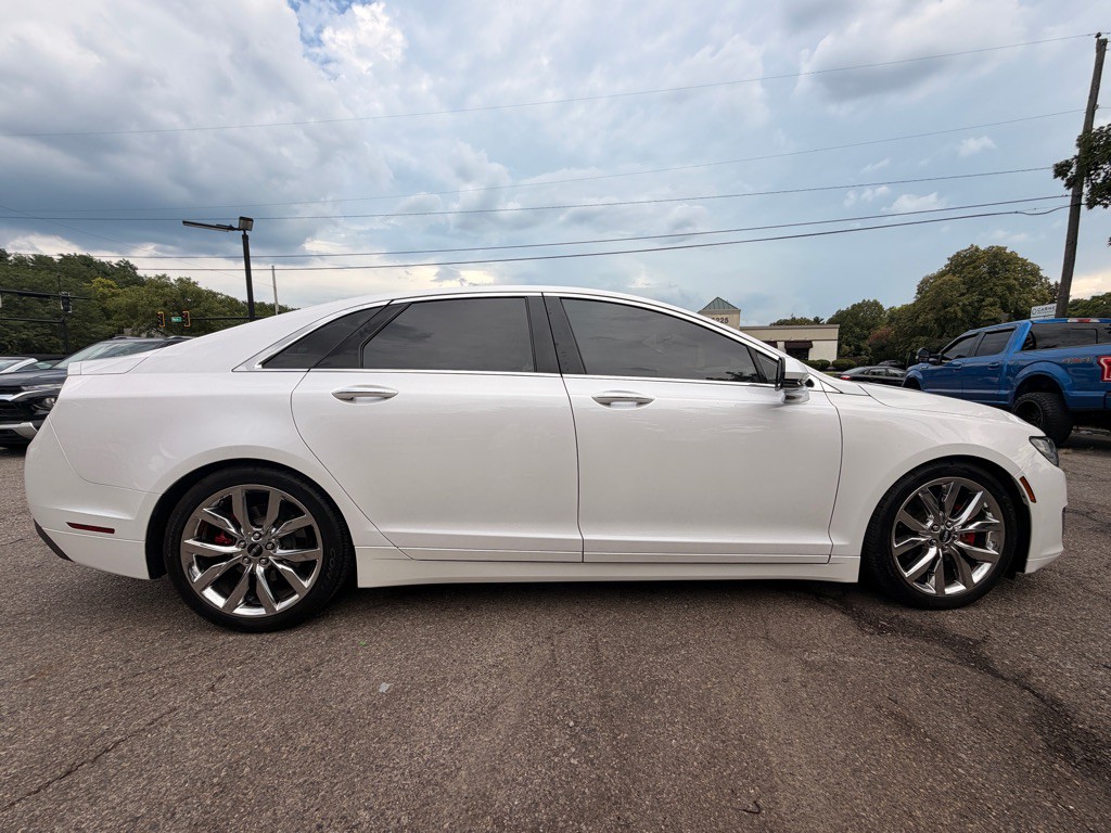 2017 Lincoln MKZ Image 5