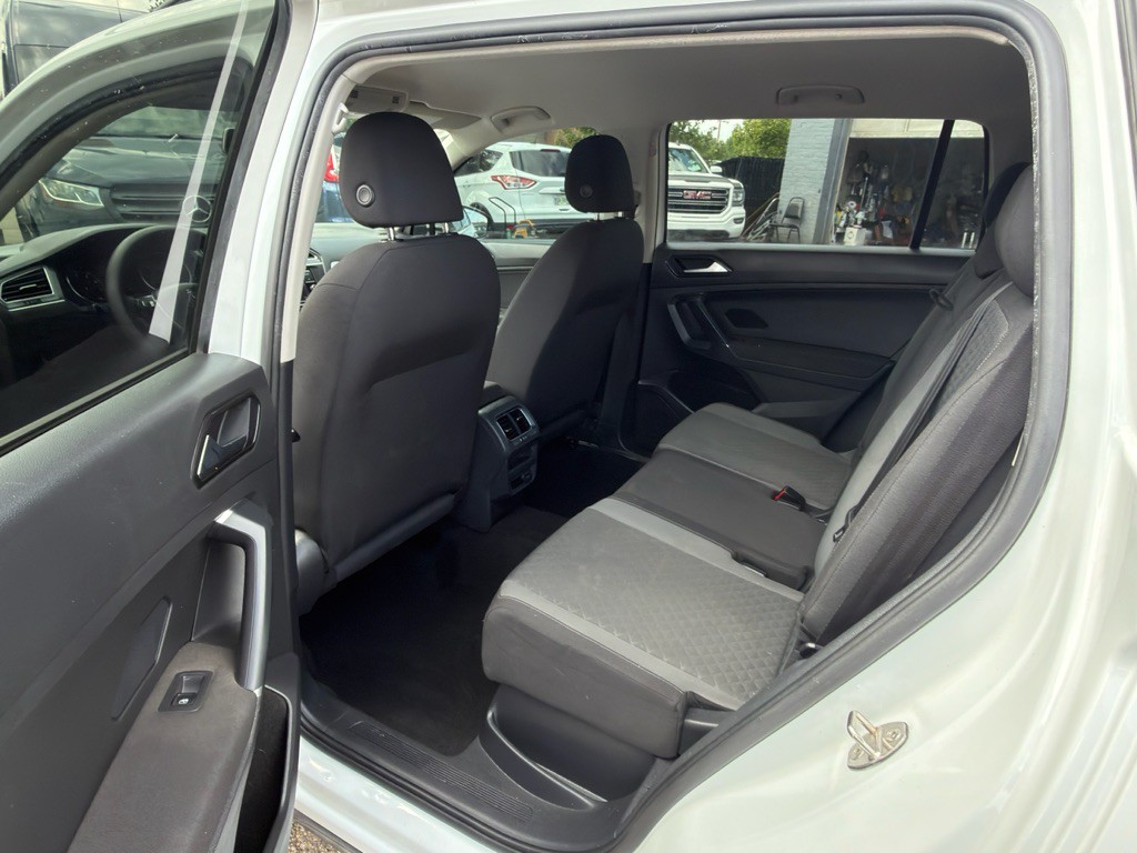 2018 Volkswagen Tiguan Image 17