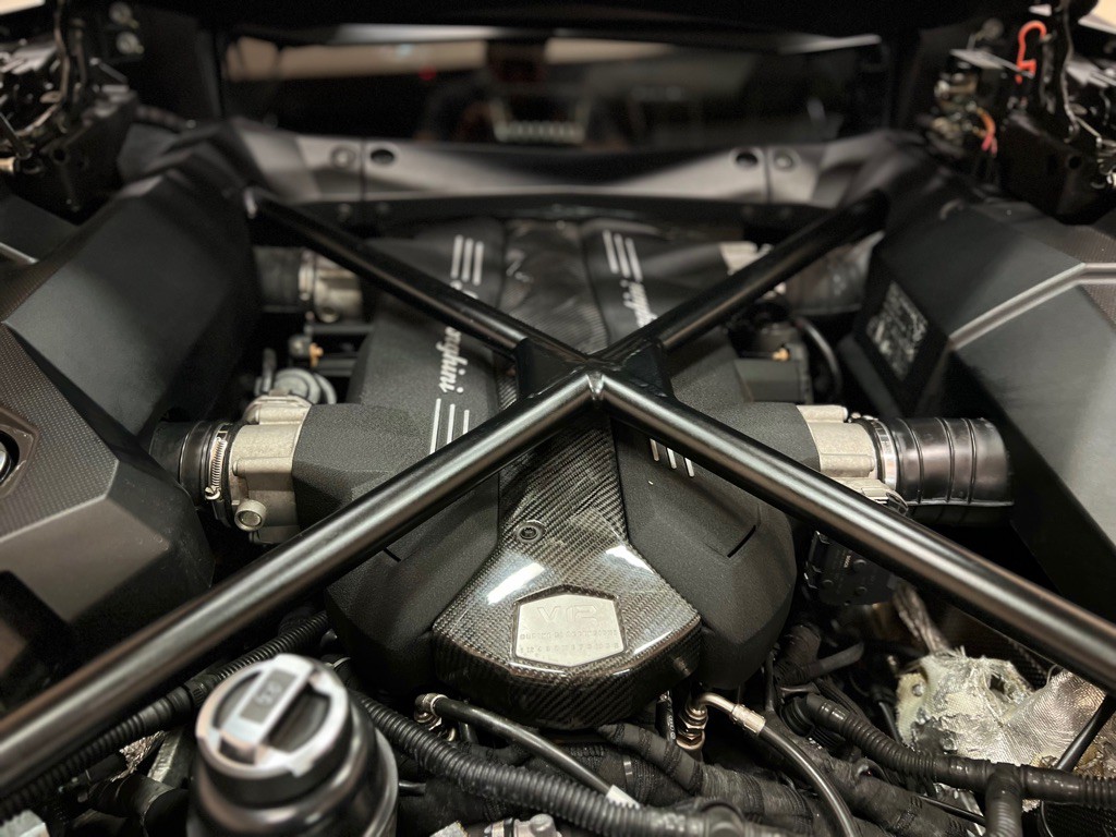 2012 Lamborghini Aventador Image 18