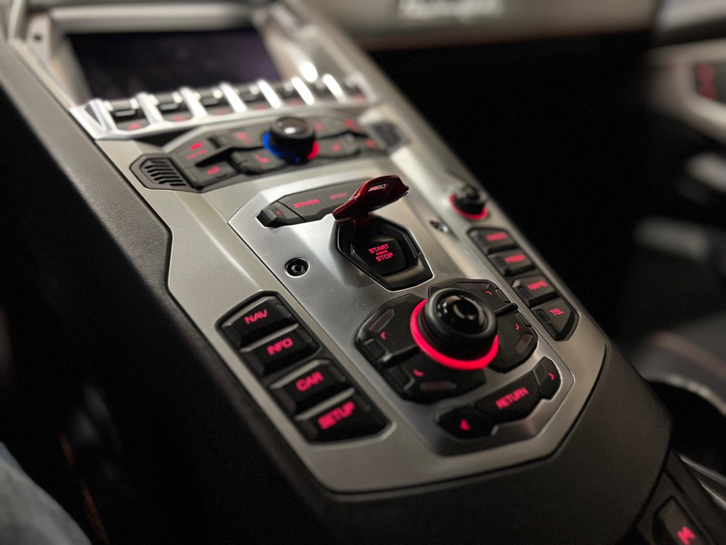 2012 Lamborghini Aventador Image 43