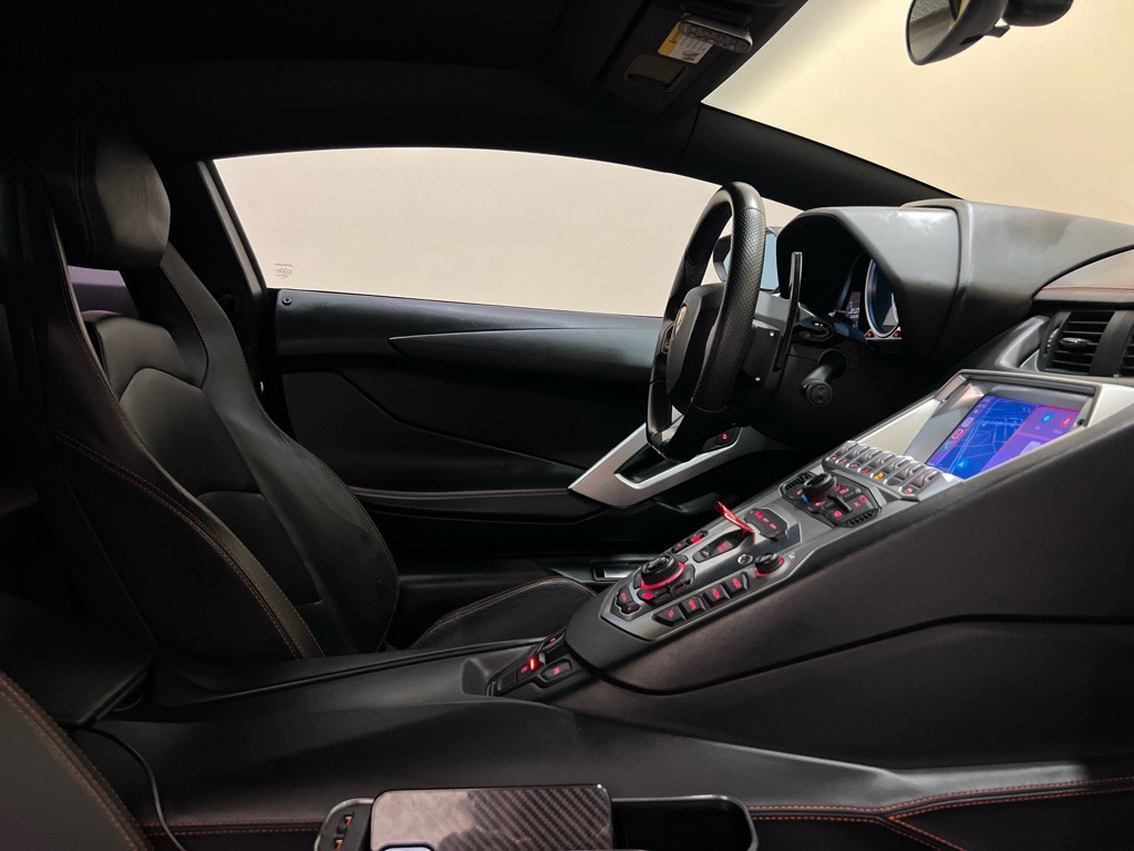 2012 Lamborghini Aventador Image 52