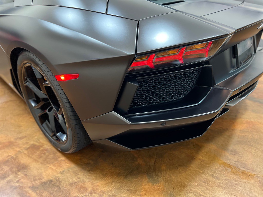 2012 Lamborghini Aventador Image 56