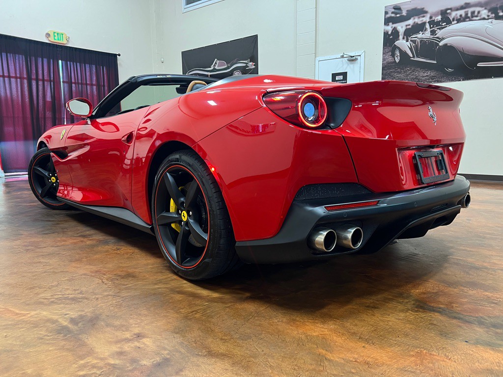 2019 Ferrari PORTOFINO Image 2