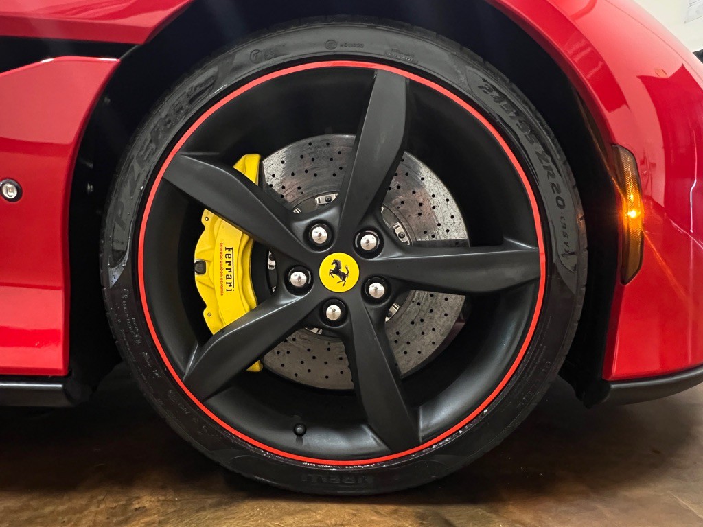 2019 Ferrari PORTOFINO Image 11