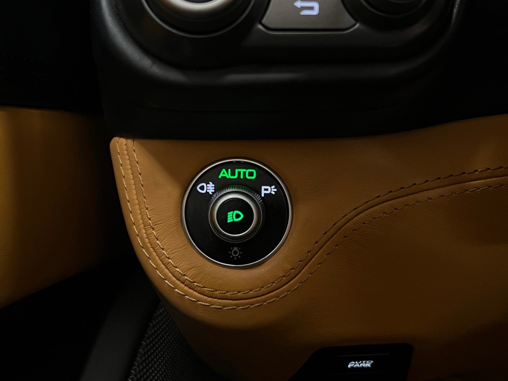 2019 Ferrari PORTOFINO Image 34