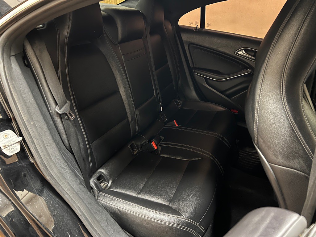 2018 Mercedes-Benz CLA-Class Image 30