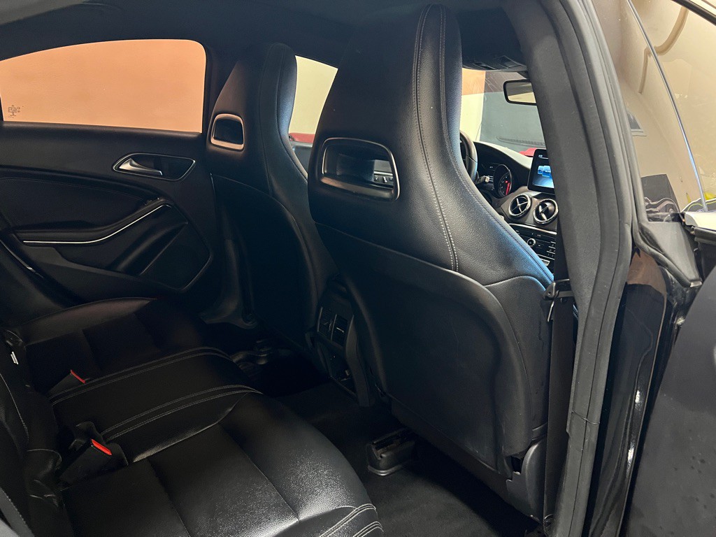 2018 Mercedes-Benz CLA-Class Image 31