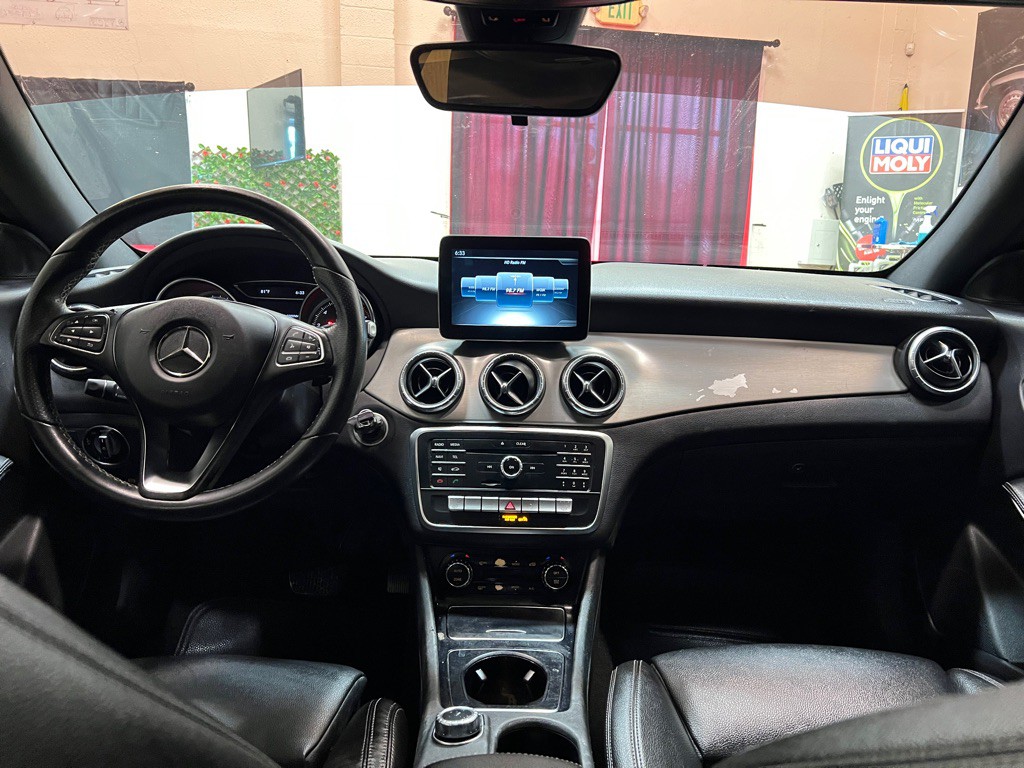 2018 Mercedes-Benz CLA-Class Image 11